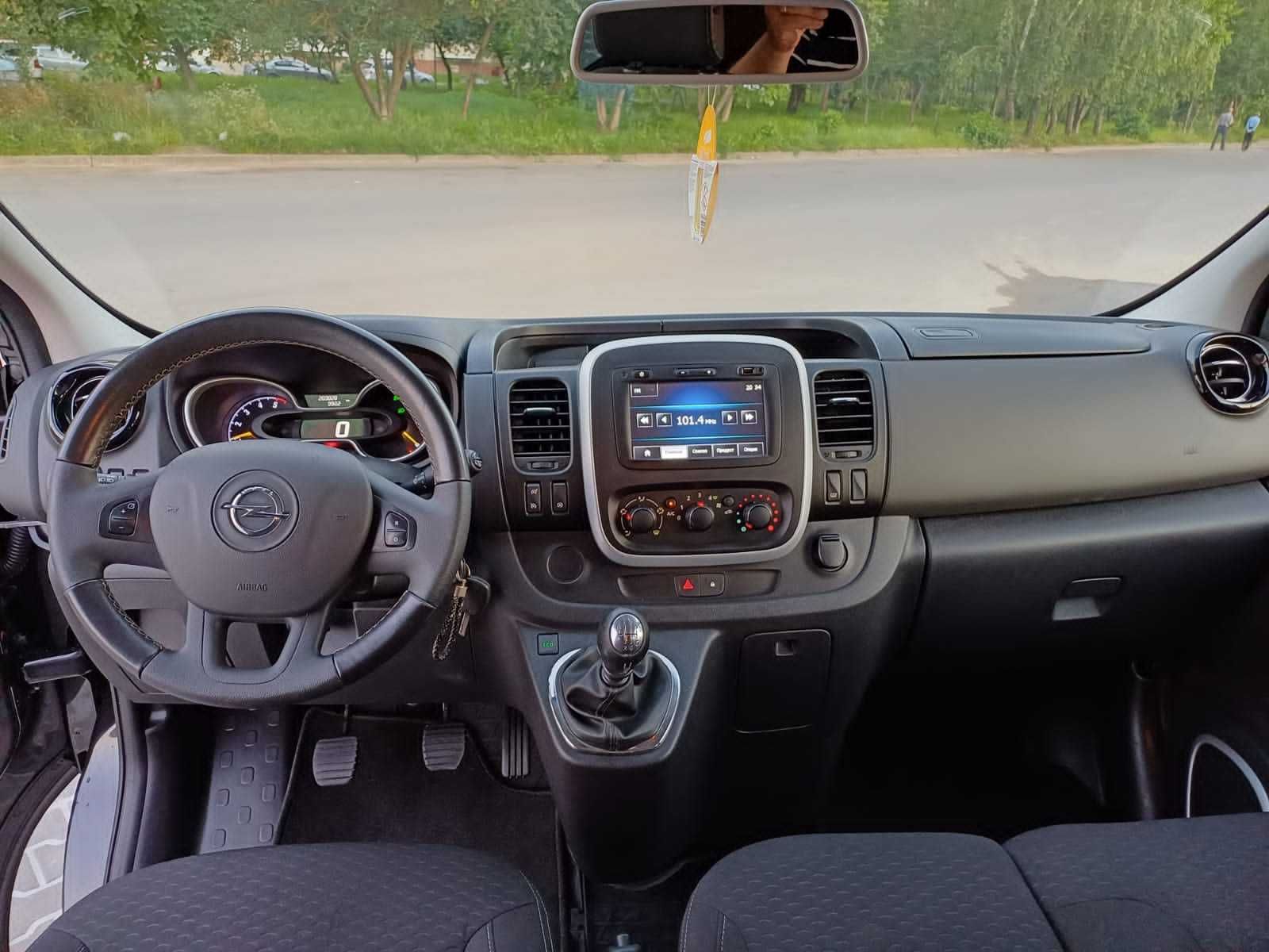 OPEL VIVARO B 3 2015 9мест Пасажир Renault Trafic Свежий с Германии