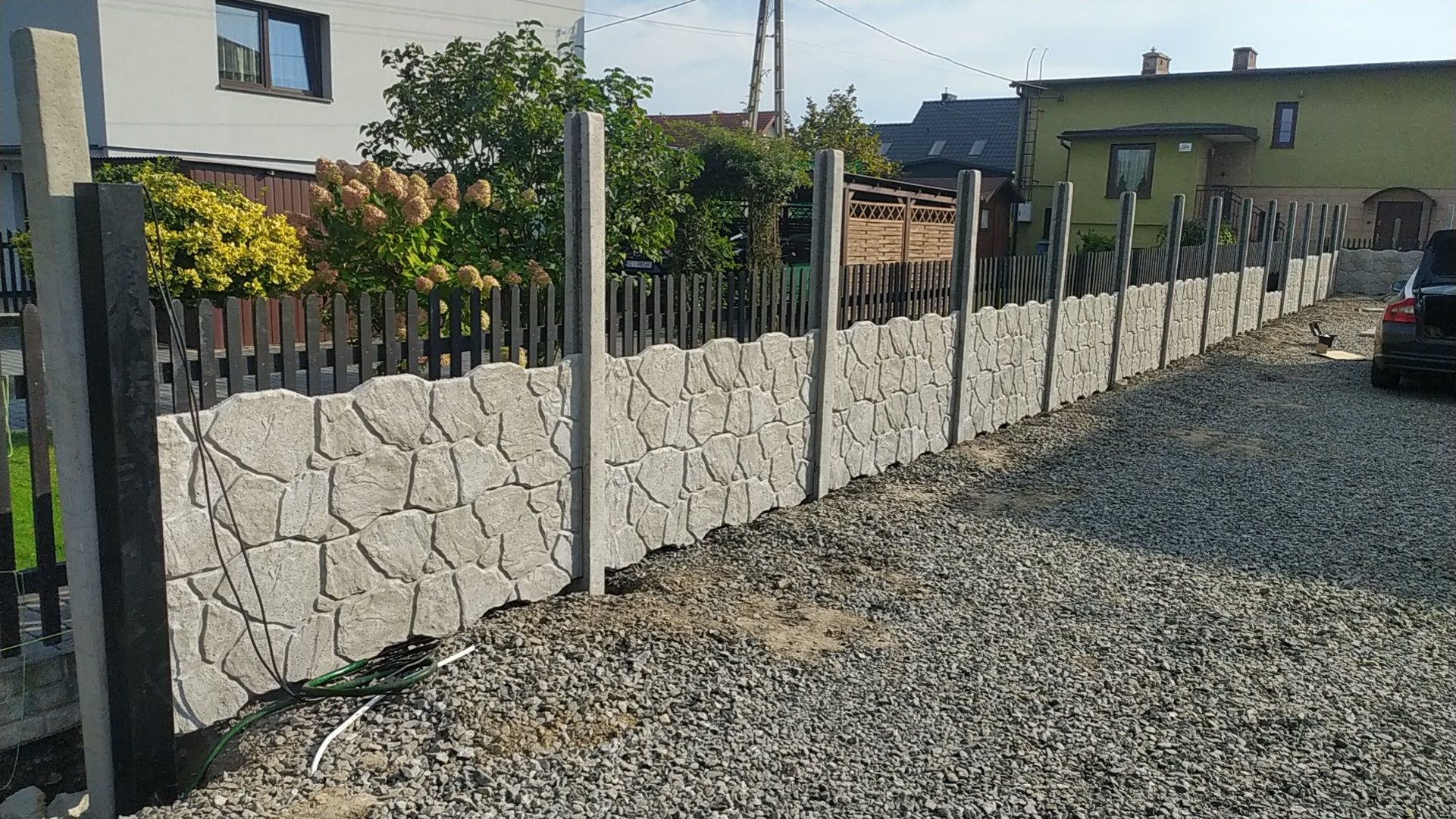 Sprzedaż montaż ogrodzeń betonowych