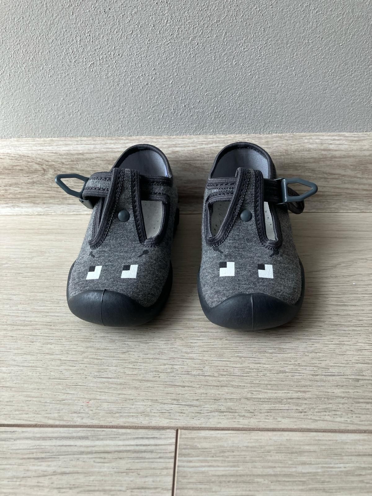 Szare wygodne buty buciki dziecięce/ chłopięce 5.10.15 rozmiar 19!