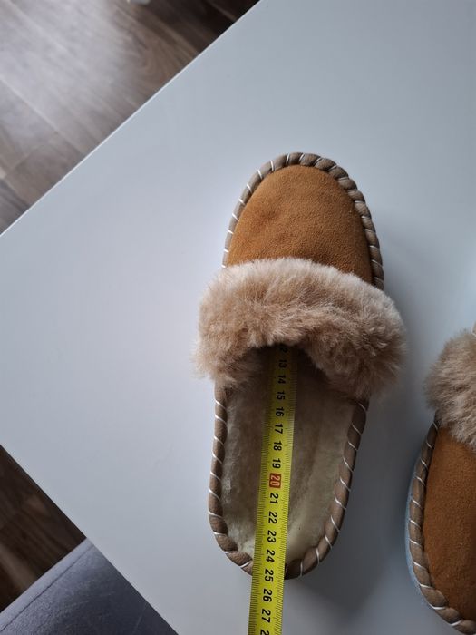 Nowe, cieplutkie, skórzane kapcie góralskie