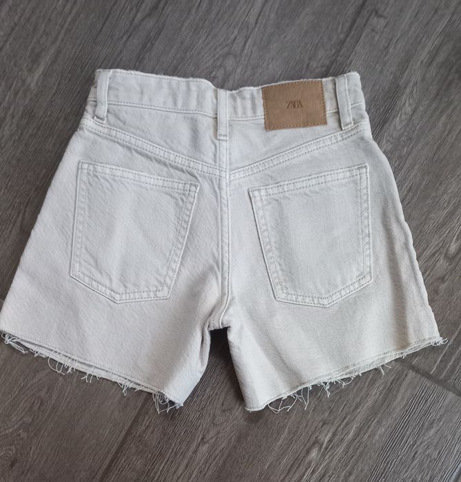 Нові шорти Zara для дівчинки