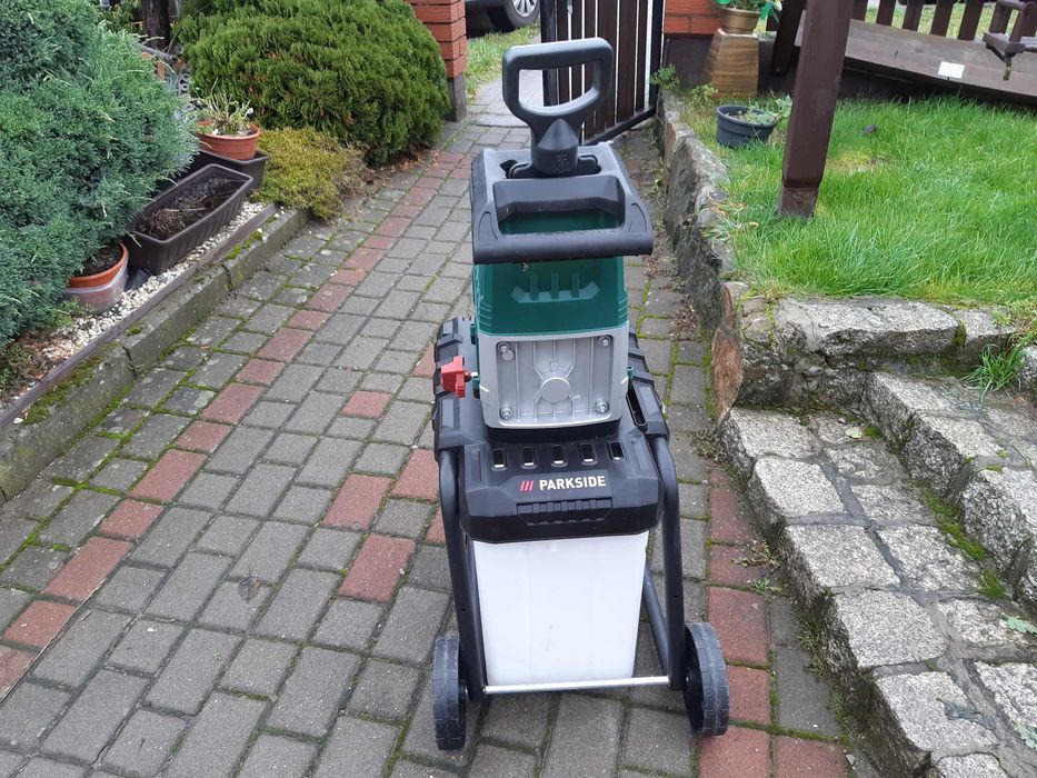 Rozdrabniacz do Gałęzi Walcowy Parkside PWH 2800 B2 42 mm