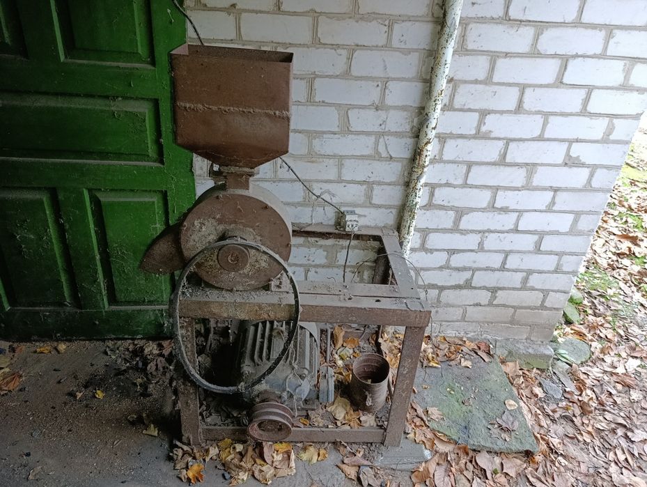 Продається млин на три фази