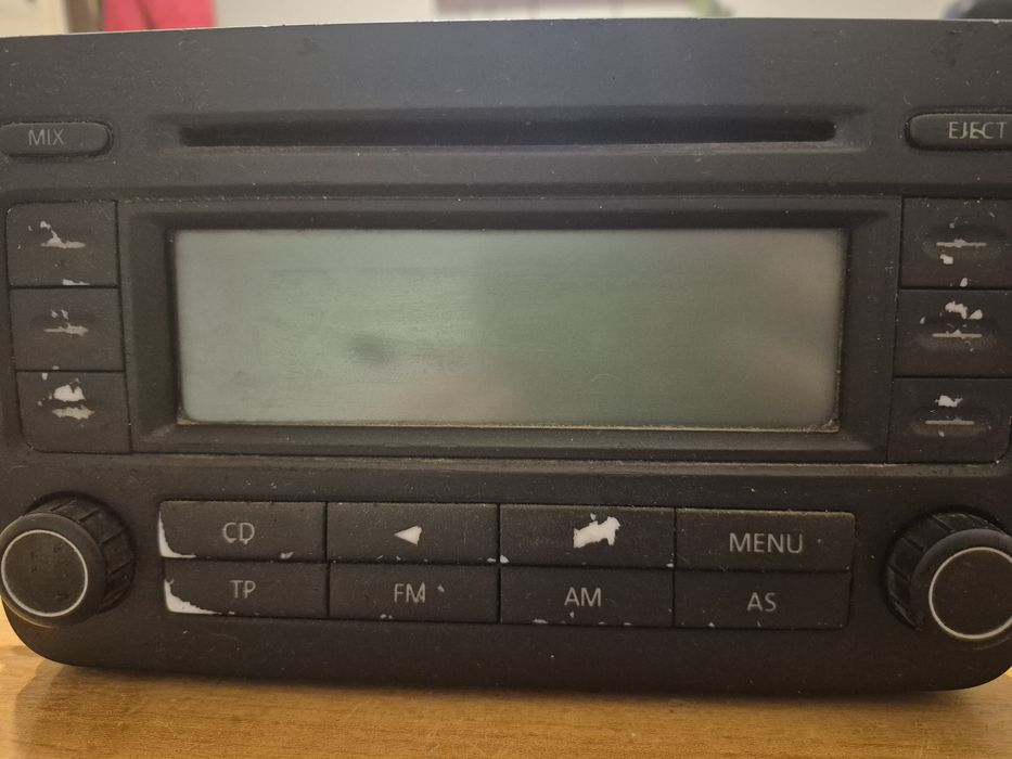 Sprzedam radio oryginalne golf mk5