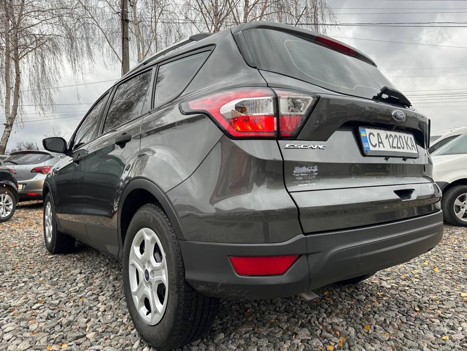 Продам Ford Escape