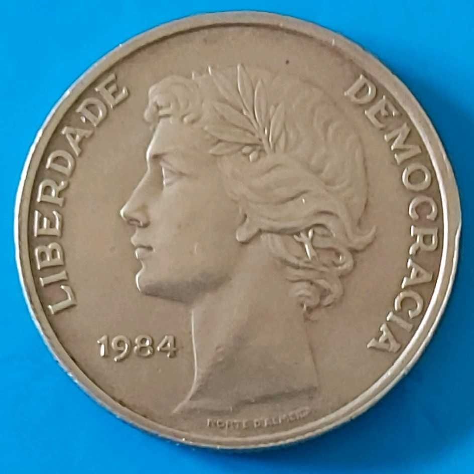 25$00 de 1984 Republica Portuguesa, Liberdade  Democracia