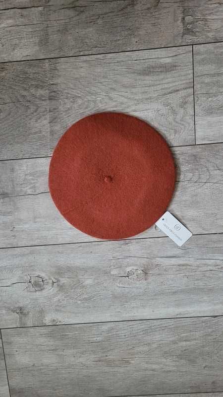 Grace focus fashion beret ceglasty śliczny wełniany