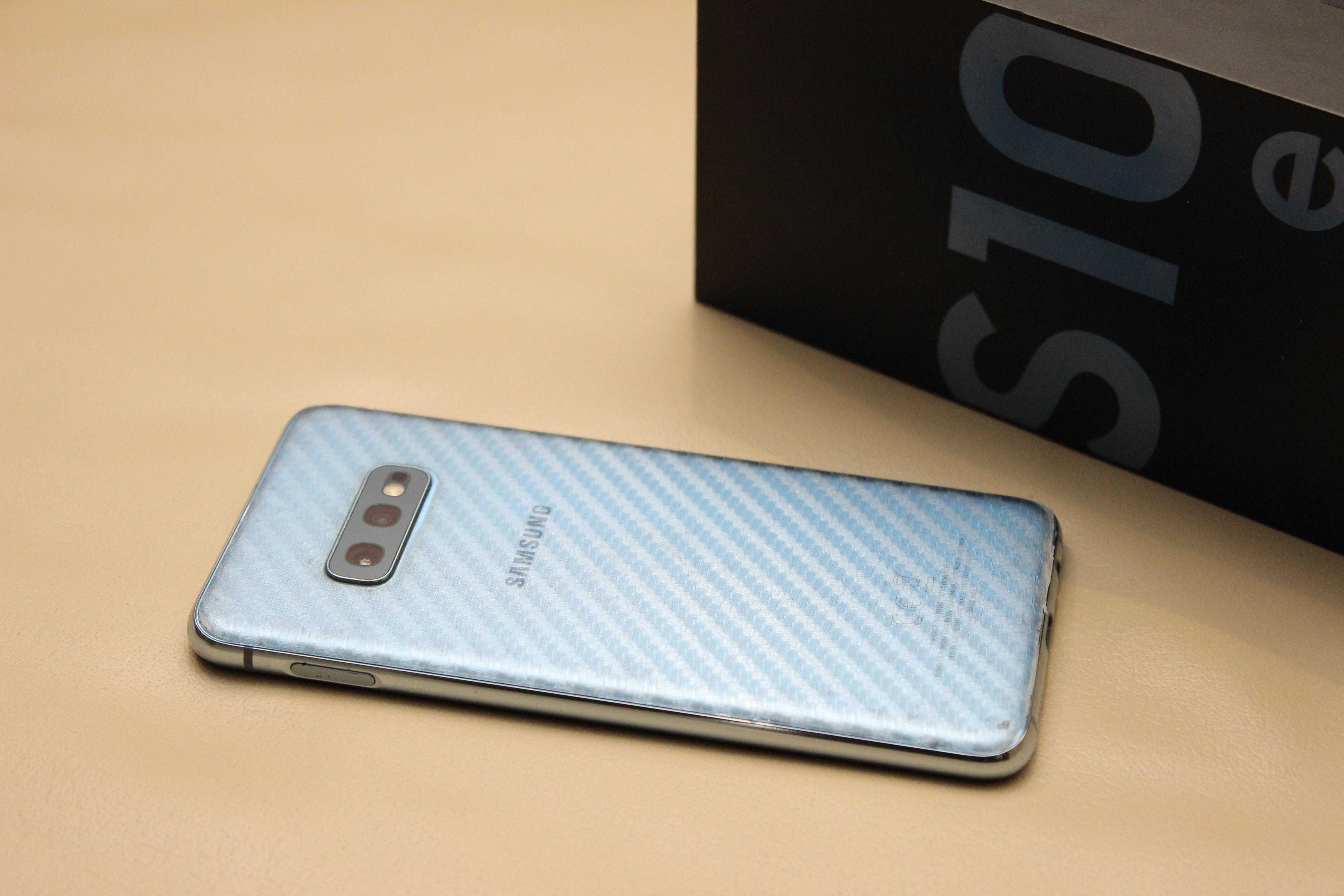 Samsung Galaxy S10e 6 / 128 GB