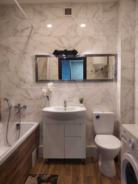 м. Лівобережна, ЖК Каховська, Євродвушка 45м, Власник.