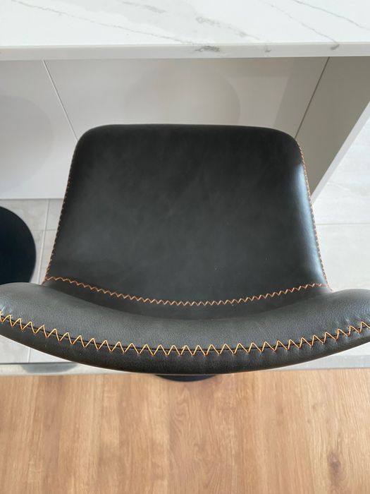 Bancos altos de bancada