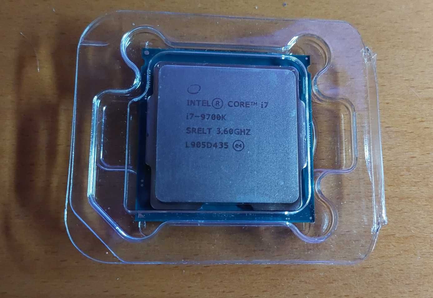 CPU Intel® Core™ i7-9700K, 8 cores, 12Mb Cache, até 4.9GHz