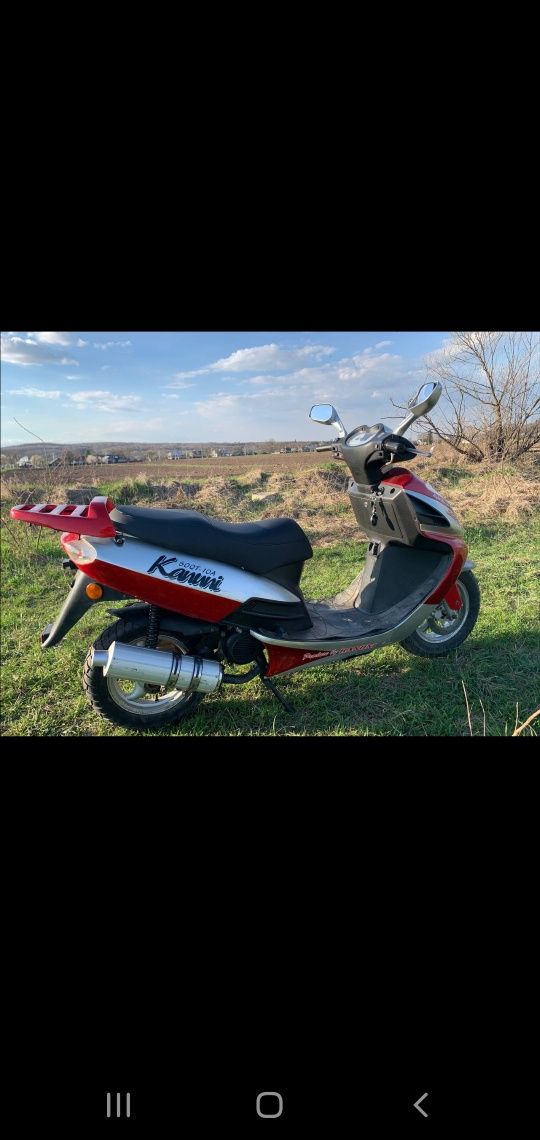 Продам скутор 50 кубів двох тактний