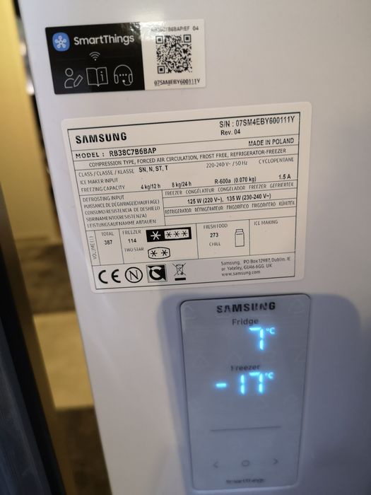 Nowa Lodówka Samsung  RB38C7B6BAPEF