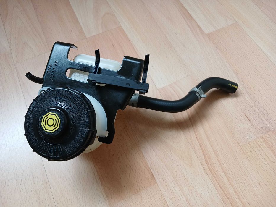 Бачок тормозной жидкости Honda Accord 10 2017-2023 арт. 20071592