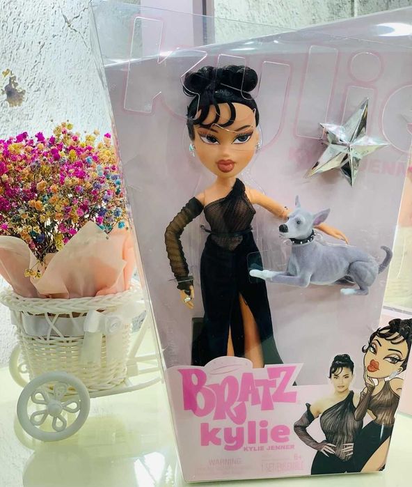 Bratz Kylie Jenner Night | Братц Кайлі Дженнер нічний образ