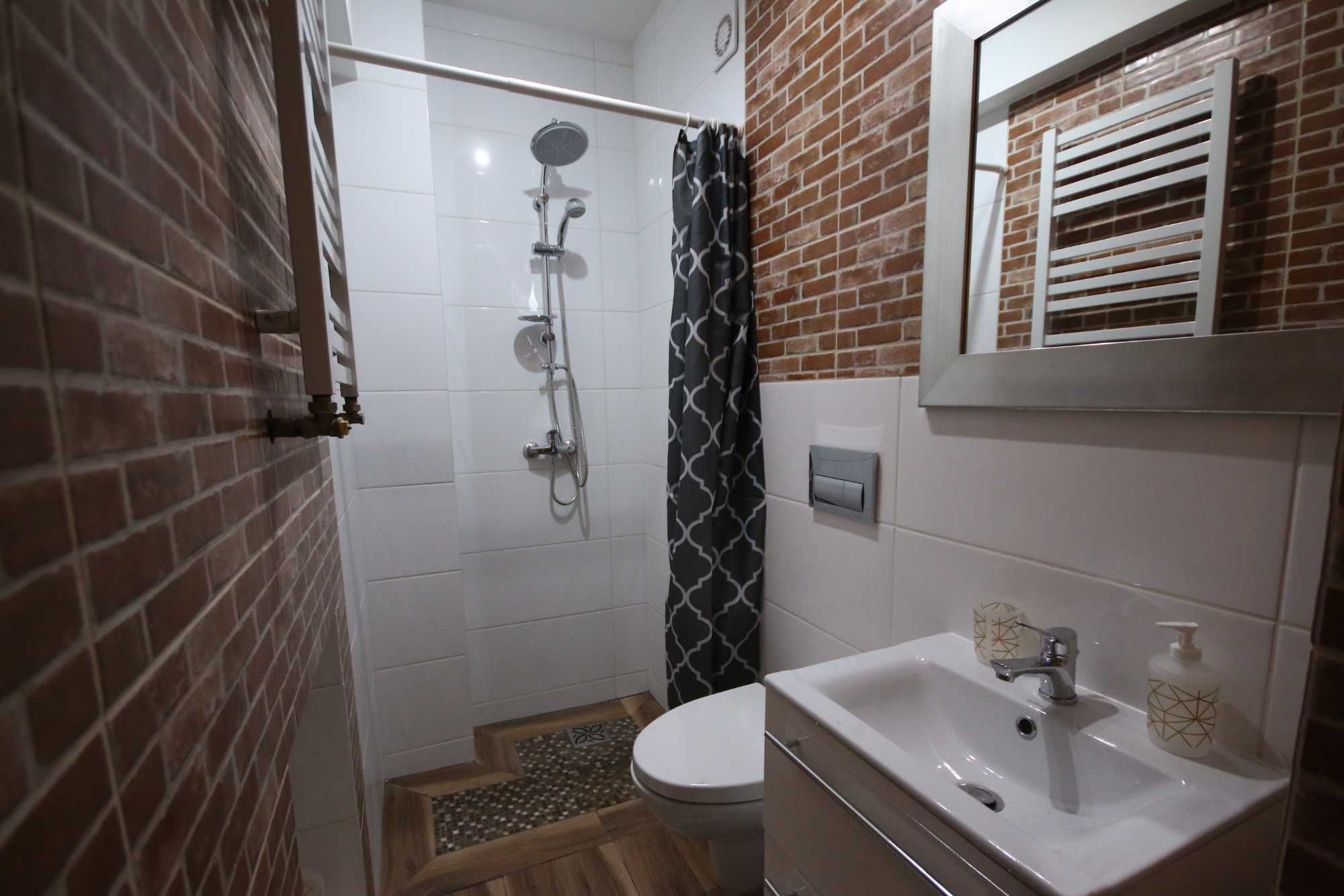 Pokoje z łazienkami i apartamenty centrum Hel