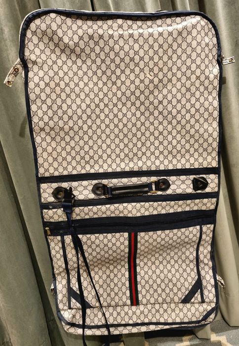Pokrowiec na ubrania garnitur Gucci vintage retro