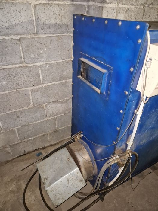 Piec nadmuchowy na Olej Opałowy/Nagrzewnica Olejowa