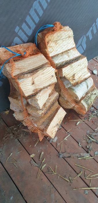 Drewno opałowe workowane suche