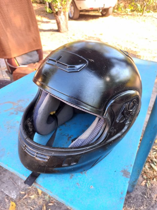 Продам шльом в гарному стані