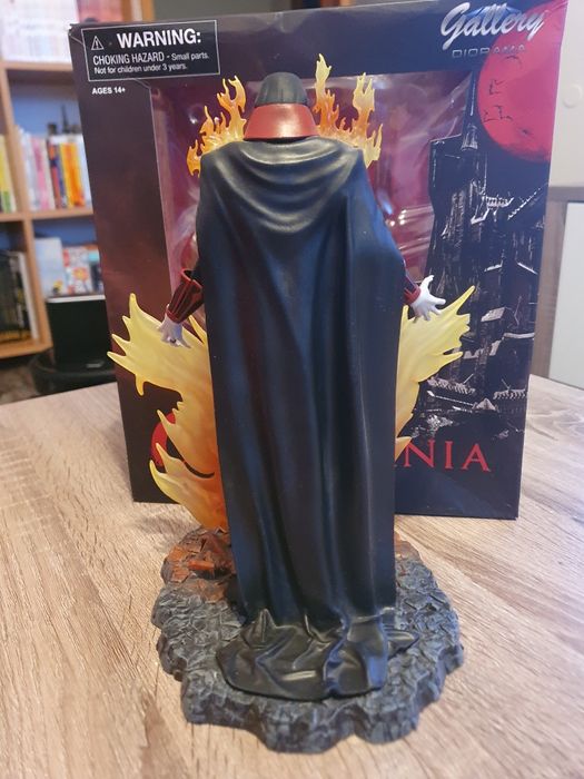 Dracula action figure - Castlevania - Netflix