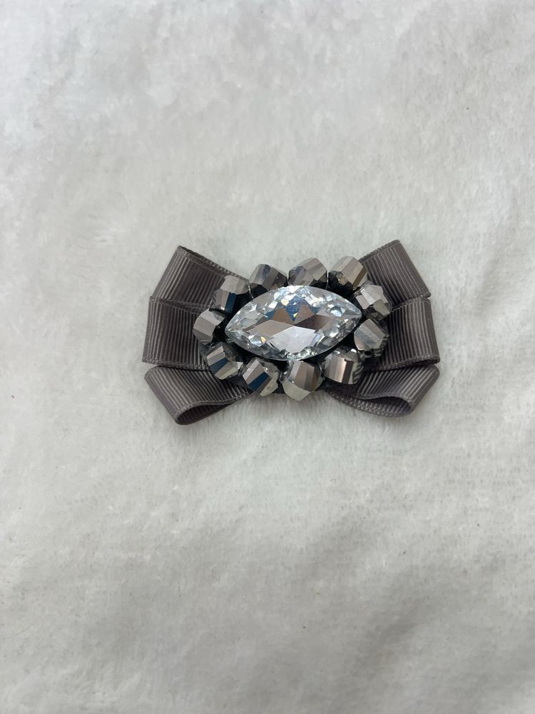 Spinka do chusty elegancka kokardka aesthetic coquette elegant
