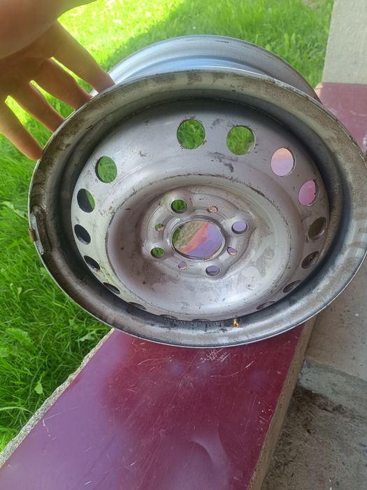 Запаска р13 на део ланос