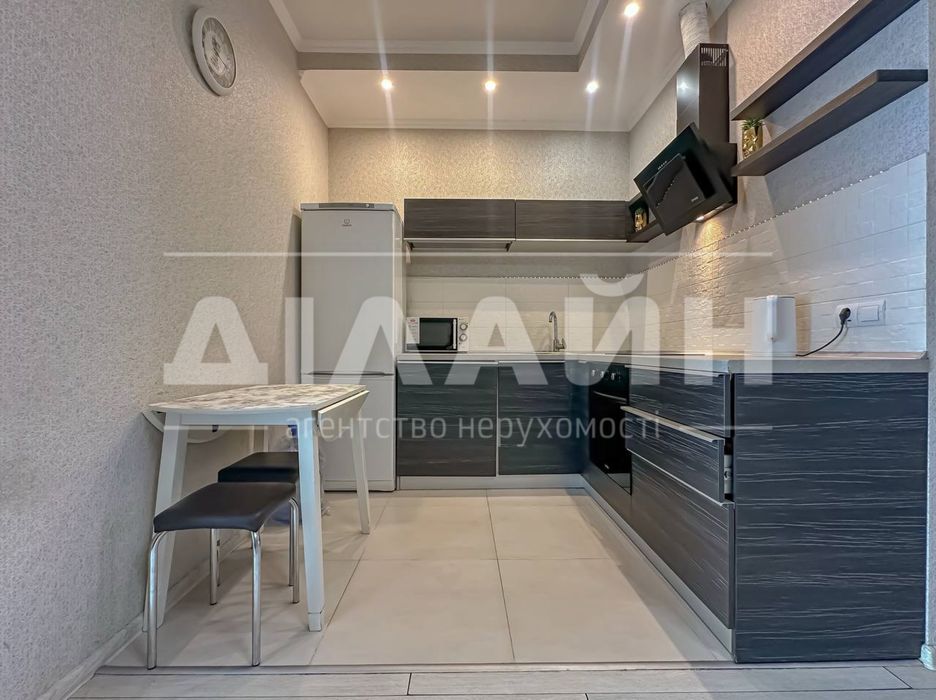 Краща пропозиція! 2кімн. квартира  у закритому комплексі. Центр міста!