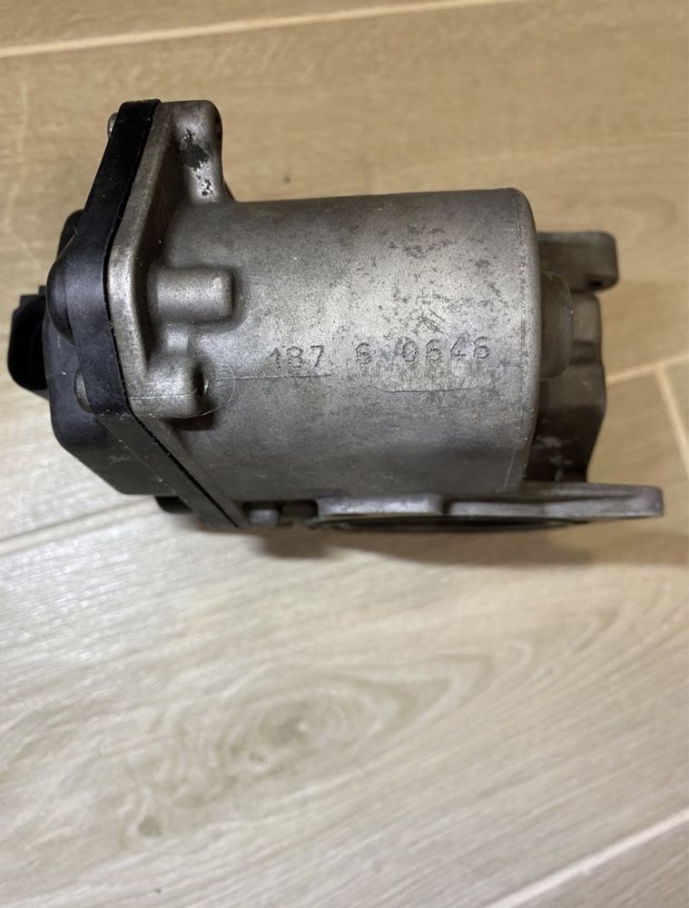 Клапан EGR рецеркуцяції відпрацьованих газів 03G 131 501 VW B6 2.0tdi