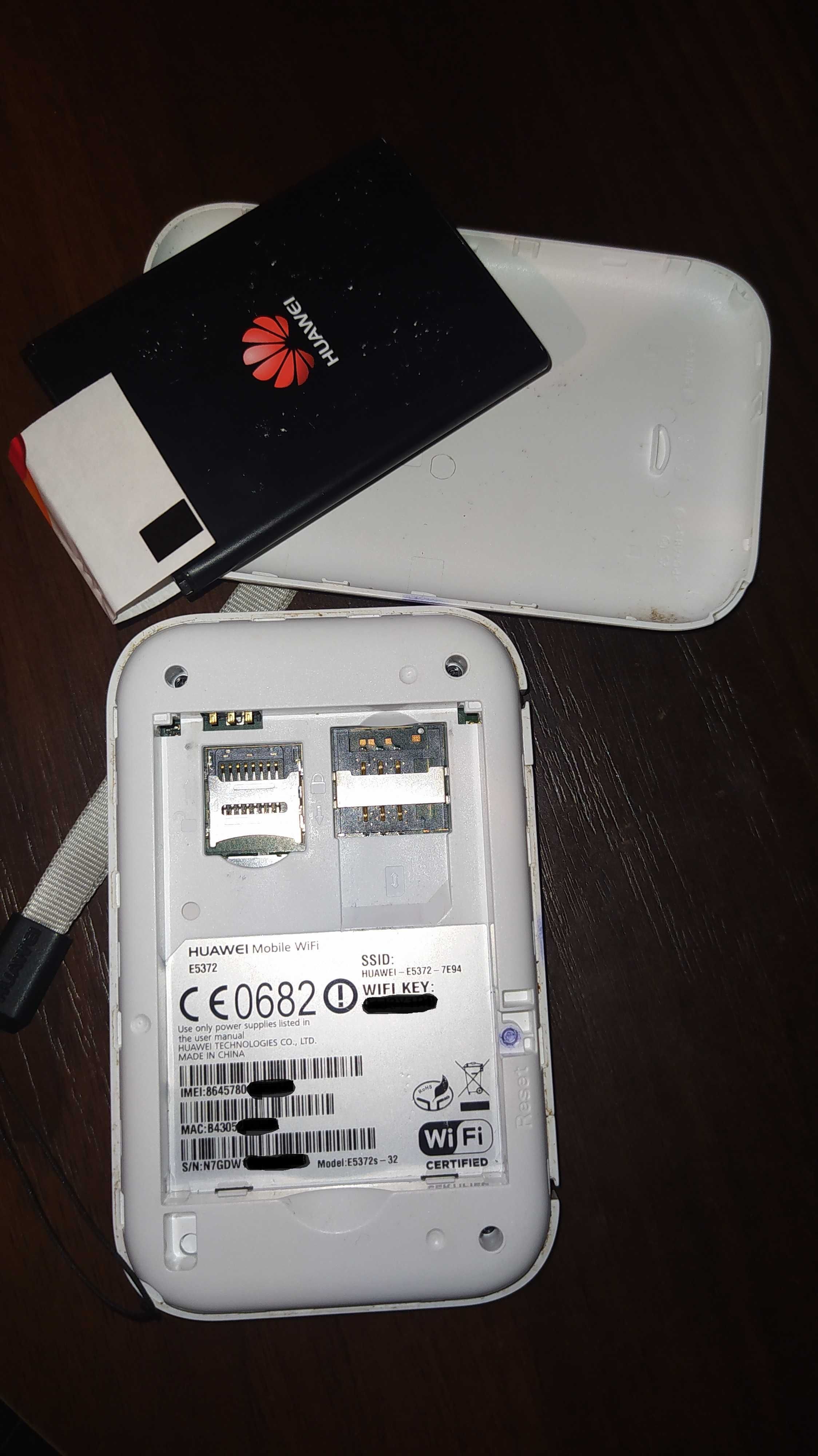 Huawei E5372 (R215) з антенними роз‘ємами WiFi LTE 3G модем