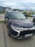 Mitsubishi Outlander Sprzedam Mitsubischi Outlander, siedmioosobowy, bezwypadkowy