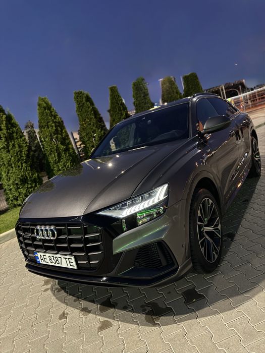 AUDI Q8 Premium 2018 3.0 TFSI Sline