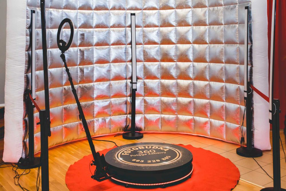Wynajem fotobudki 360 FOTOBUDKA.  Atrakcyjne ceny