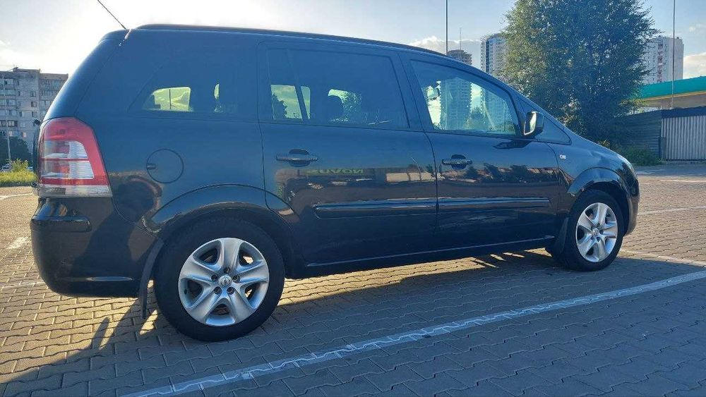 Opel Zafira B Family --7 місне авто в максимальній комплектації Enjoy+