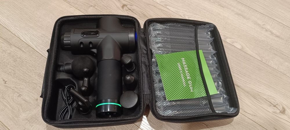 Масажний пістолет