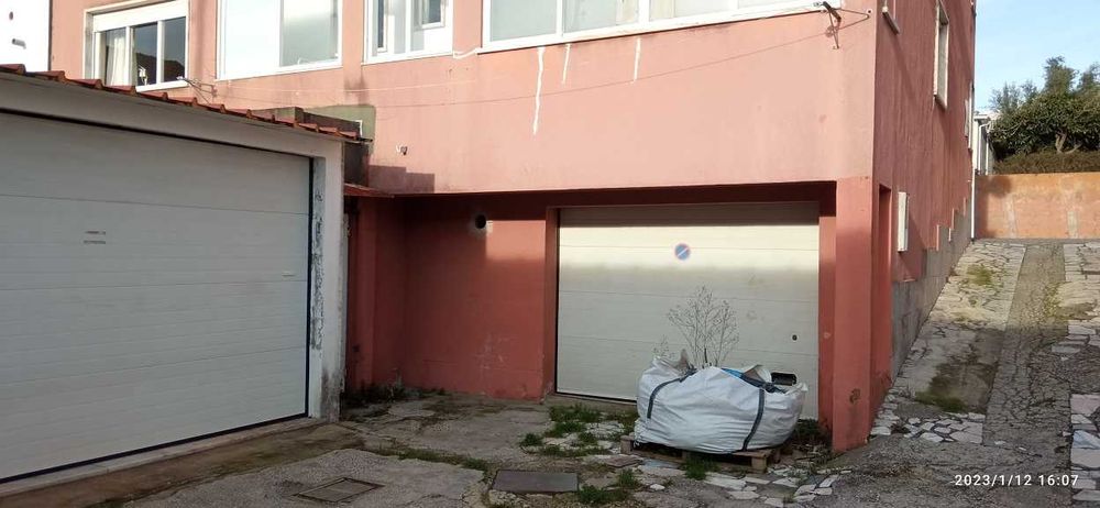 Armazém/garagem 130m2, Av 9 Julho, centro Venda do Pinheiro