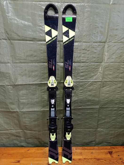 Nr 204 Narty slalomowe Fischer Rc4 R ace SL 130 cm FIS