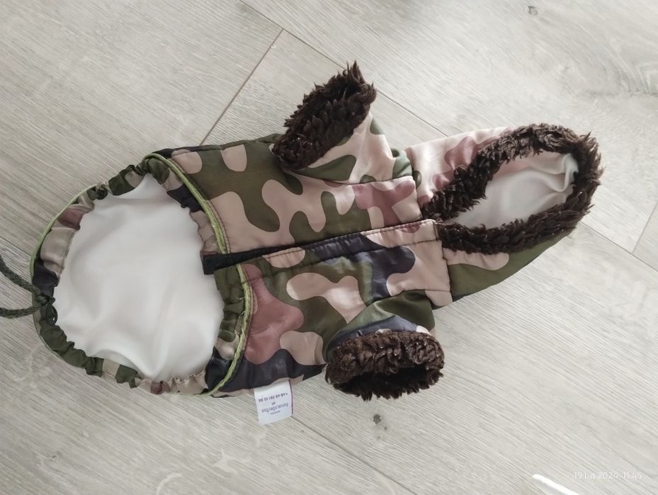 Kurtka dla małego psa