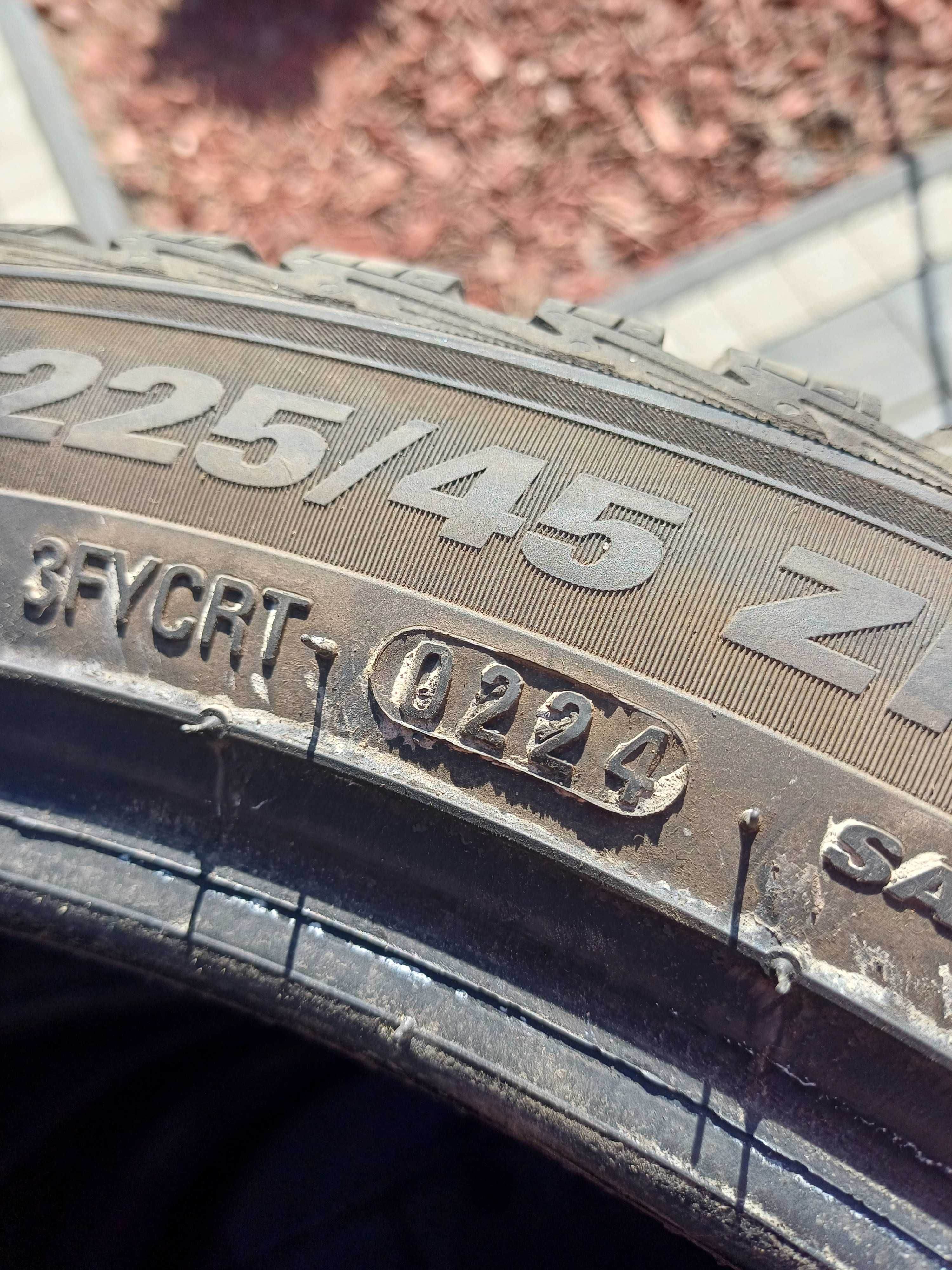 4x Opony całoroczne 225/45R19 Solus 4S