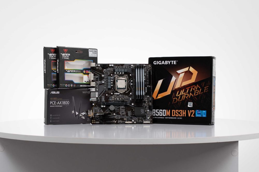 i5-10400F + 32 GB DDR4 + Gigabyte B560M DS3H V2 + Wi-Fi/Bluetooth