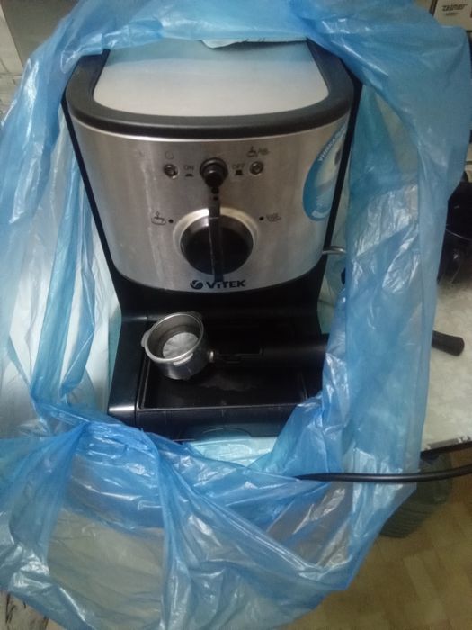 Кофеварка Витек комплектна