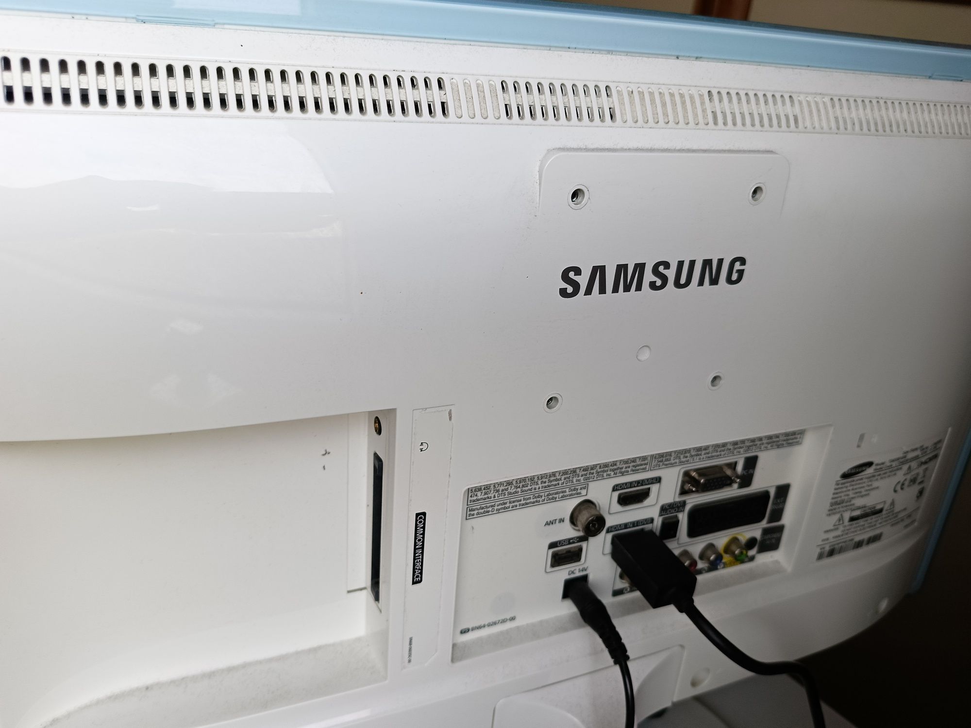Monitor Samsung T24D391ew  24 FullHD cale z tunerem tv