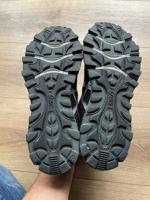 Чоловічі трейлові кросівки фірми Asics Gel Fujitrabuco 2 gore-tex