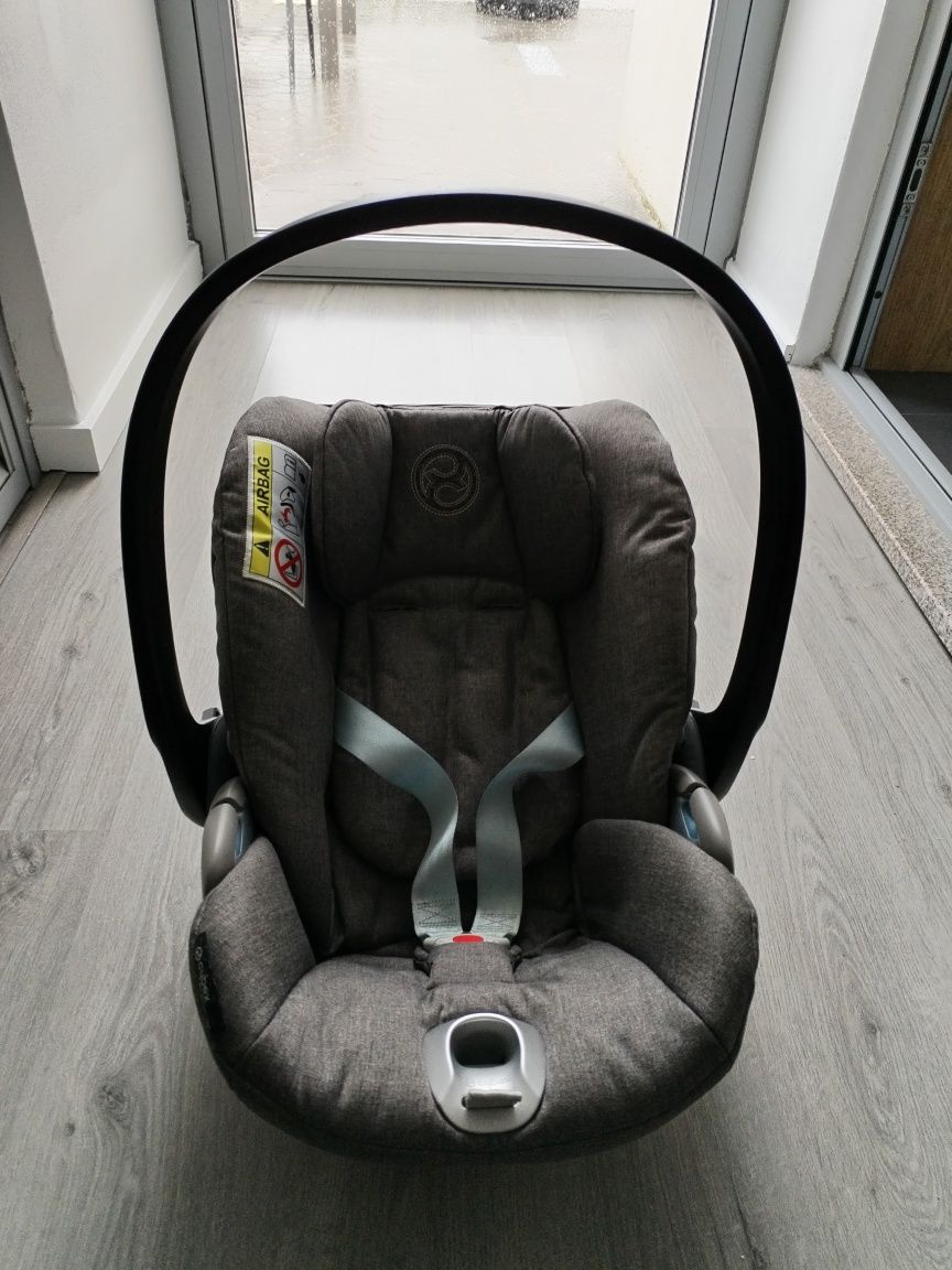 Babycoque ovo Cybex Platinium Cloud T i-Size com apliques para carrinh
