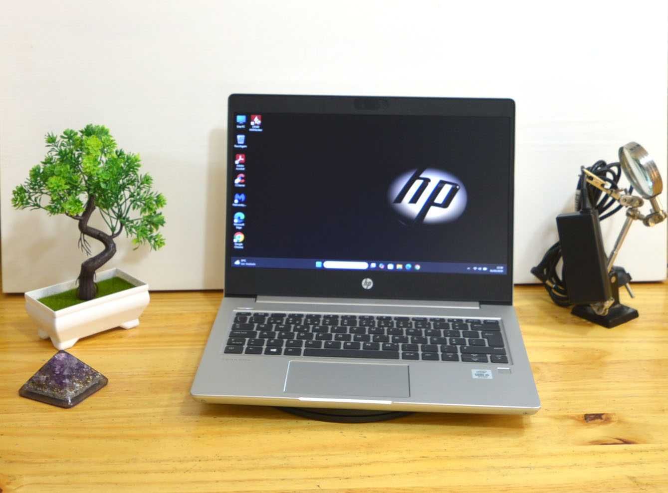 HP Aluminium 1.3Kg - i5 4.20Ghz - 32GB DDR4 - UHD - Nvme + SSD C/Novo