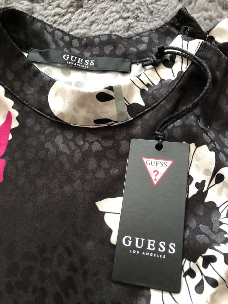 Bluzka Guess w kwiaty z falbanami- XS