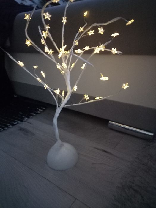Białe drzewko z gwiazdkami lampka led 45 cm !