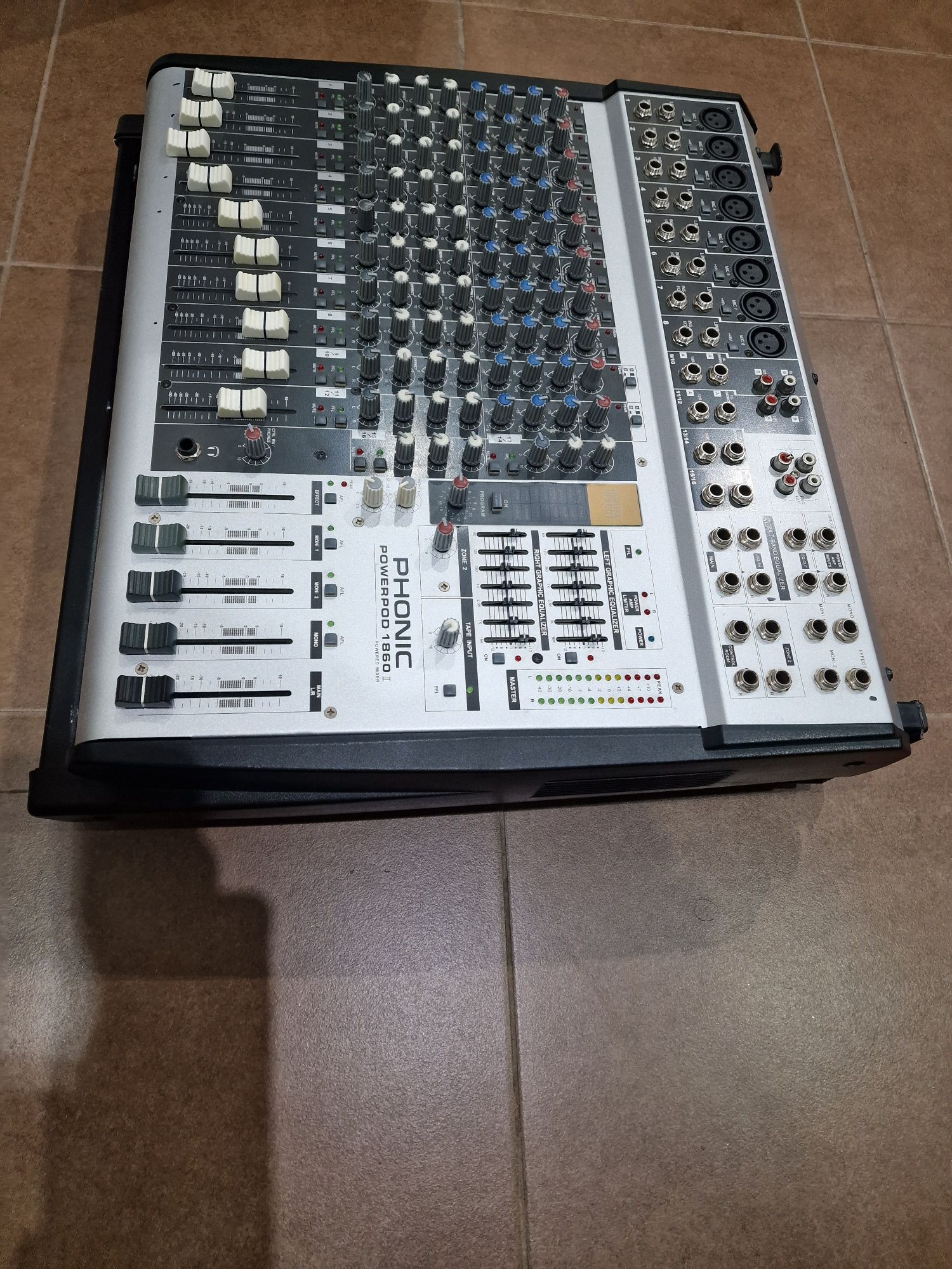 Powermikser PHONIC Powerpod 1860 ii