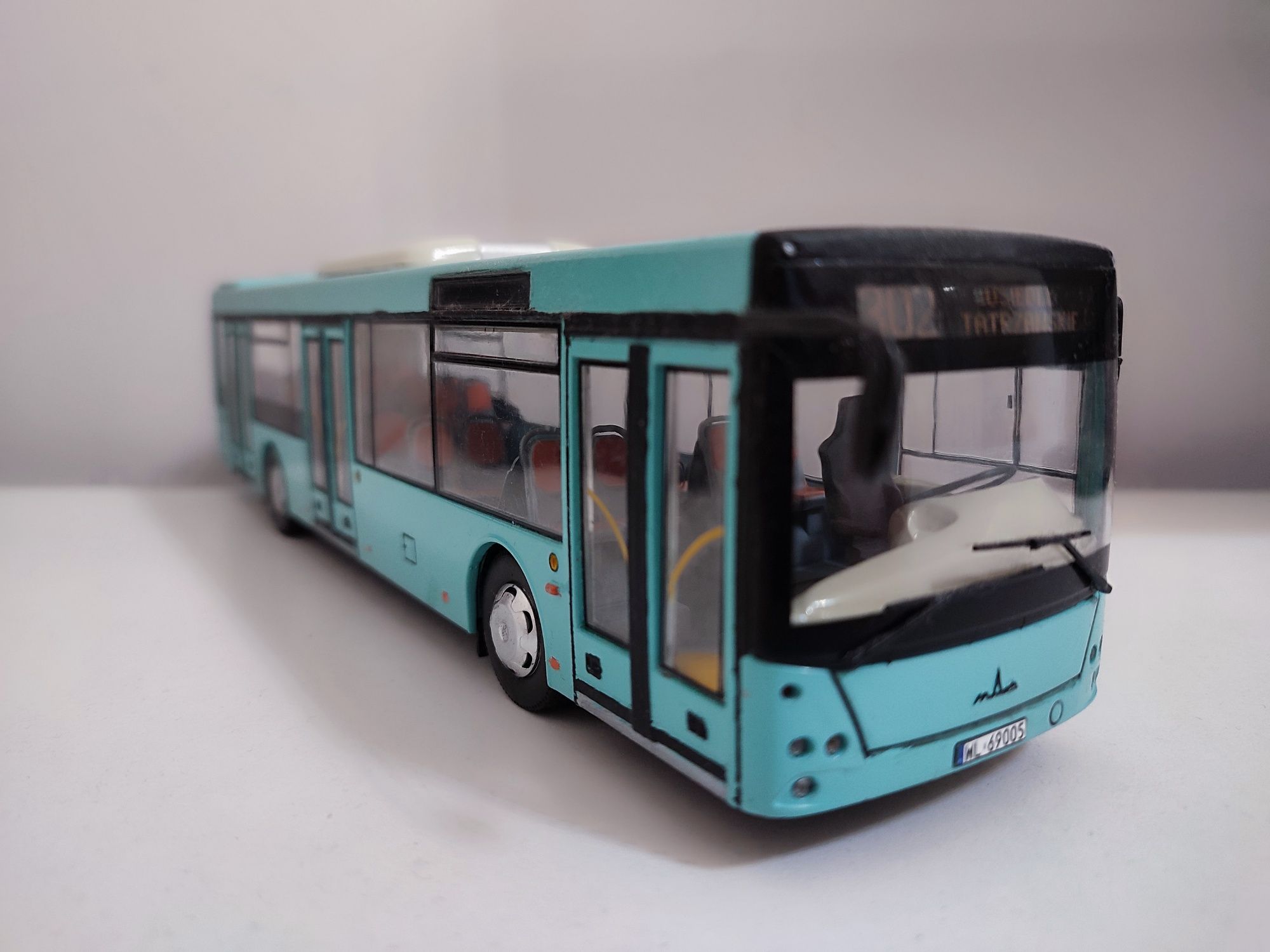 MAZ 203, skala 1/43 ForBus Bydgoszcz, linia 302.