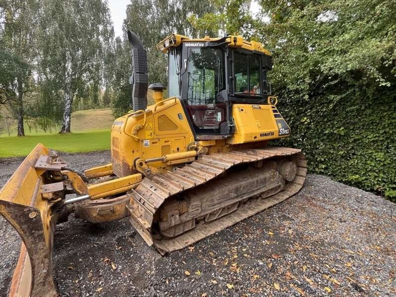 Bulldozer KOMATSU D51PXI-24 EQUIPE 3D